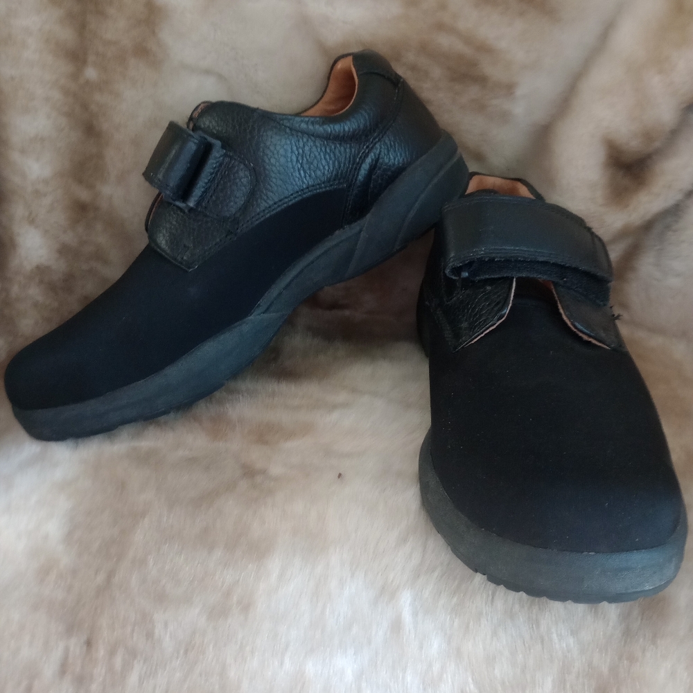 Dr. Comfort Men's Performance Black 6410 Brian Diabetic Sneaker Shoes 10.5 W